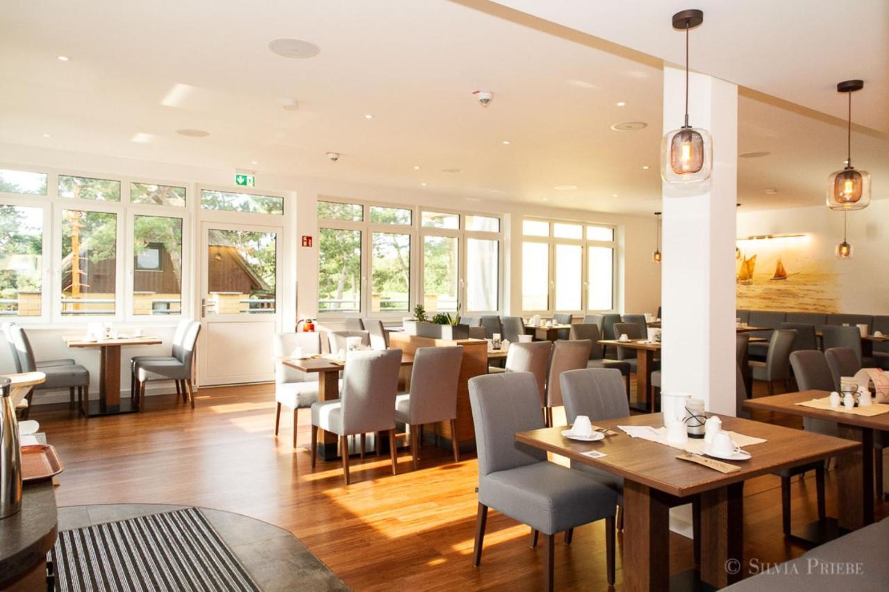 Ostseehotel Wustrow Wustrow  Dış mekan fotoğraf