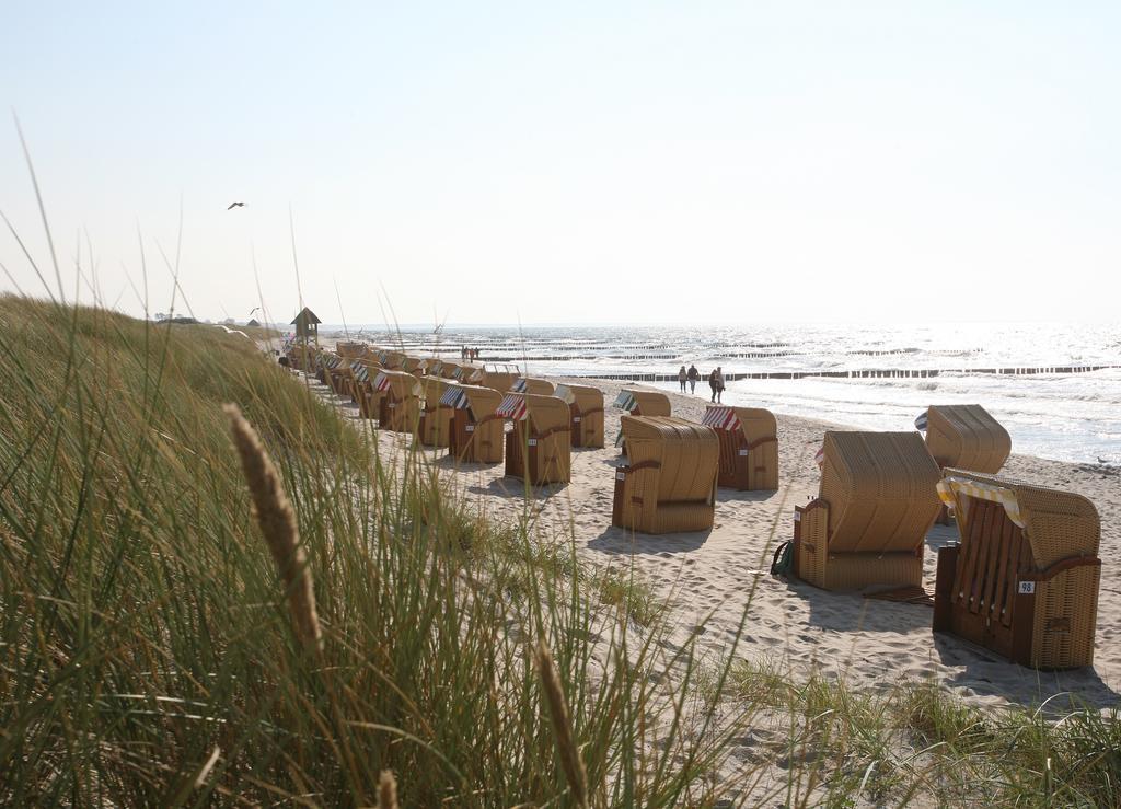 Ostseehotel Wustrow Wustrow  Dış mekan fotoğraf